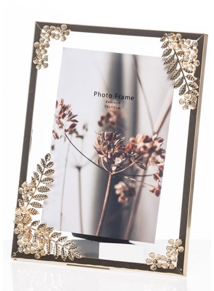 The Grange Collection Gold Flowered Photo Frame 4x6in